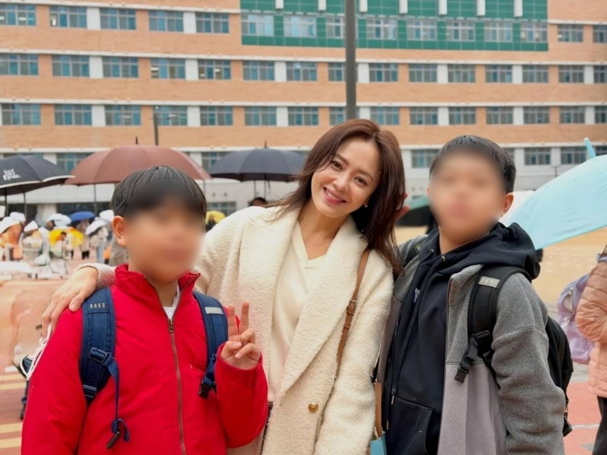 강성연과 두 아들. / 사진=강성연 SNS