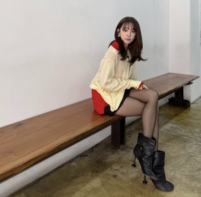 169cm인데 47kg이라니…윤은혜, 과감한 각선미 발산