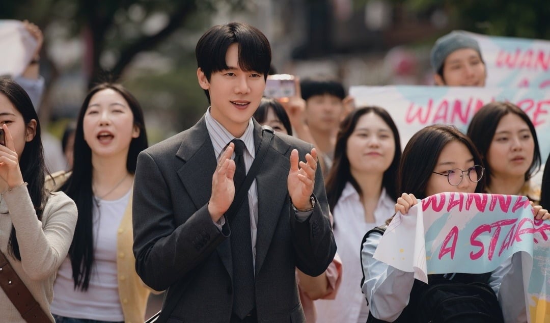 오늘(20일) 방송되는 '신이랑 법률사무소'에서 유연석이 '귀신 전문 변호사'로 거듭난다./사진제공=SBS