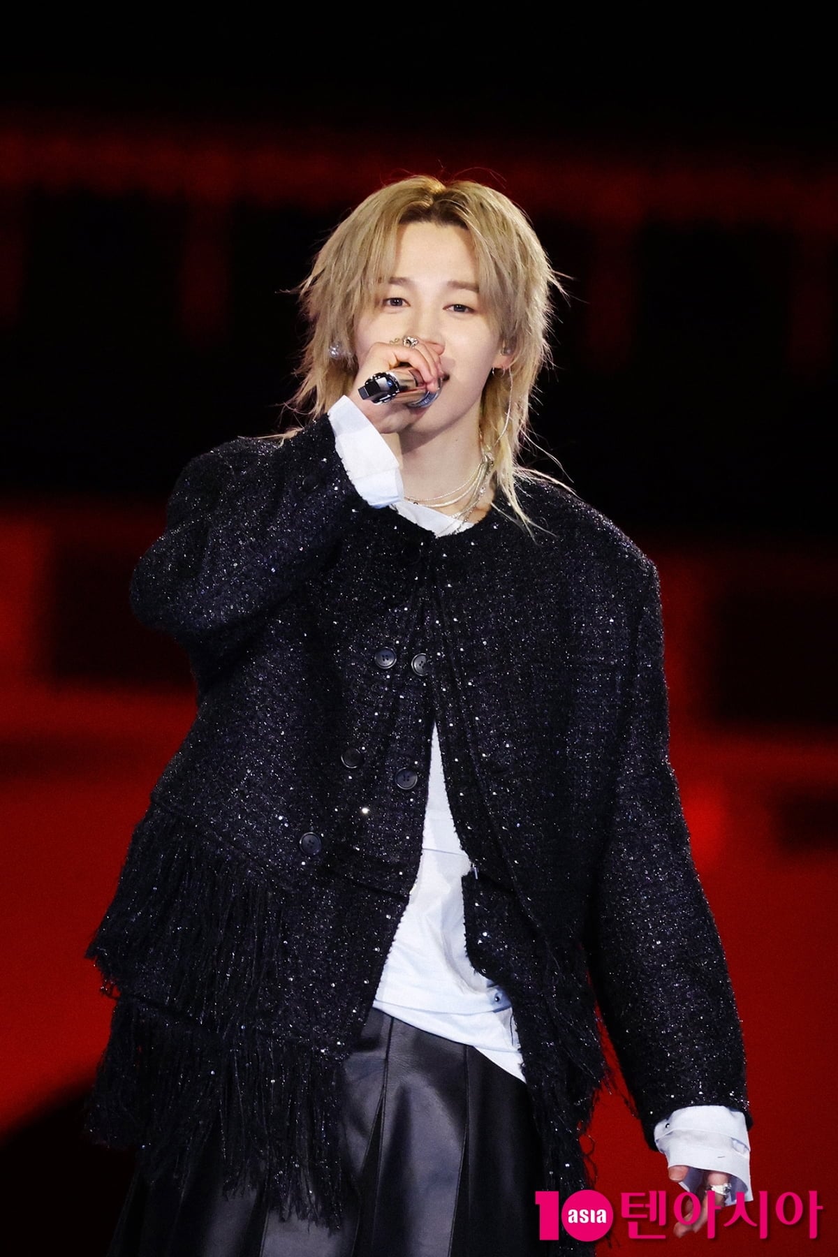 방탄소년단 지민, 심장을 멎게 하는 치명적인 아이컨택[TEN포토]