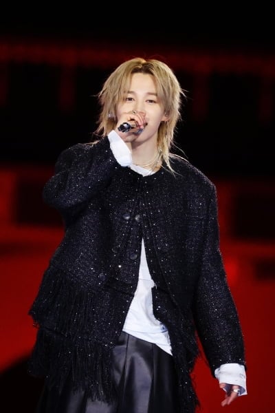 방탄소년단 지민, 심장을 멎게 하는 치명적인 아이컨택[TEN포토]