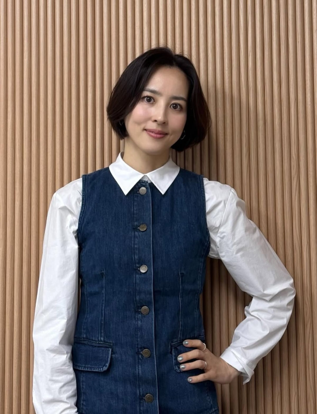 배우 한혜진이 최근 자신의 인스타그램을 통해 파격적인 단발 헤어스타일로 변신한 모습을 공개해 화제다. 사진 = 한혜진 인스타그램
