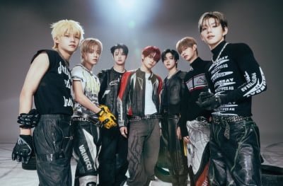 클로즈 유어 아이즈, 4월 컴백 대전 합류