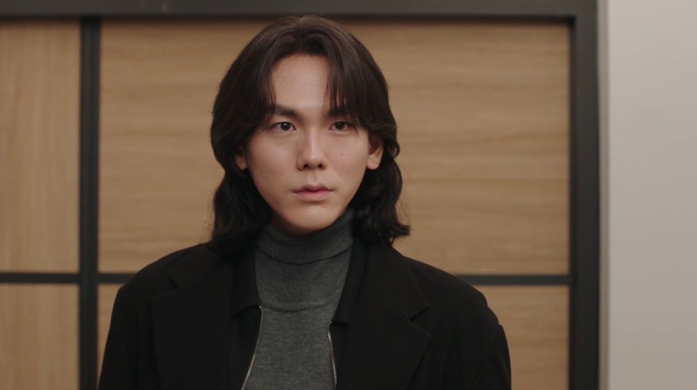 정이찬이 강렬한 눈빛과 중저음 보이스로 안방극장을 압도했다./사진=TV CHOSUN 