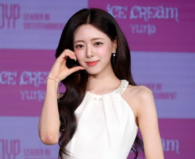 촬영장서 눈시울 붉힌 사연 뭐길래…ITZY 유나 "보자마자 눈물 나"
