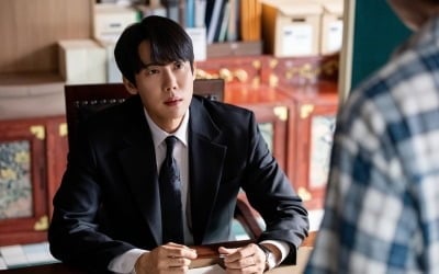 유연석, 제대로 사고쳤다…4회만에 시청률 2배 상승, 작두 열연 화제 ('신이랑')