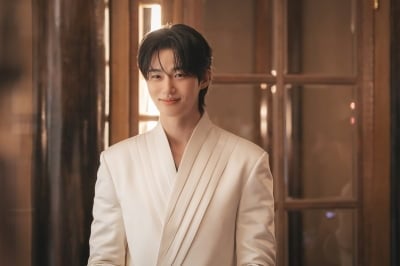 변우석, 벌써부터 연기력 논란 불거졌는데…"대본 읽자마자 꼭 해보고 싶어" 속내 고백 ('대군부인')