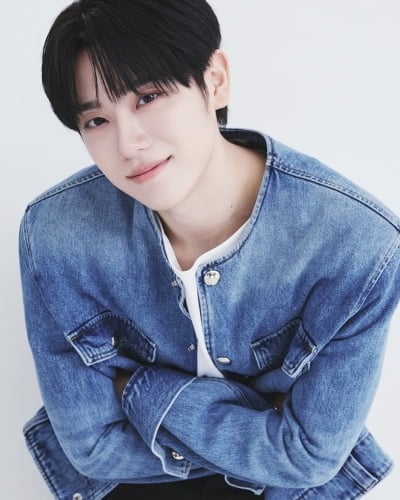 [공식] '이펙스 탈퇴' 금동현, 8년 차에 깜짝 소식 전했다…연극배우로 도약 "책임감 커"