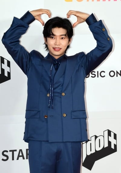 임영웅, 함께 손잡고 봄옷 쇼핑하러 가고 싶은 남자 트로트 가수 1위 [TEN차트]