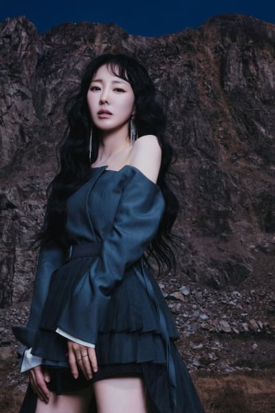 단체 오열 사태에 결국 녹음 중단…'재결합' 씨야, 눈물바다 된 사연 [인터뷰②]