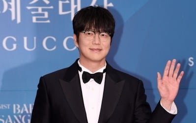 성시경, '고막남친' 타이틀 논란에 입 열었다…"다 내 잘못, 반성 많이 했다" ('더시즌즈')