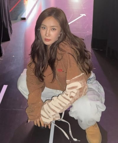 "다섯 번째 임신이다 보니"…소녀시대 유리, 이효리 요가원 찾았다