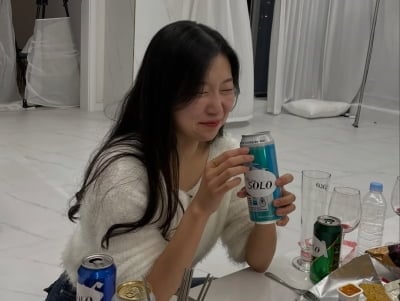 '나솔' 30기 순자, 결국 고개 숙였다…논란 싹 지운 '동기 사랑' 단체샷 공개