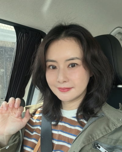 '재벌家' 이혼 후 연하남과 재혼한 유명 여배우…48세 안 믿기는 동안 미모