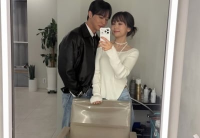 '나는솔로' 30기 옥순, '♥영수'와 투샷 공개…동갑내기의 핑크빛 열애