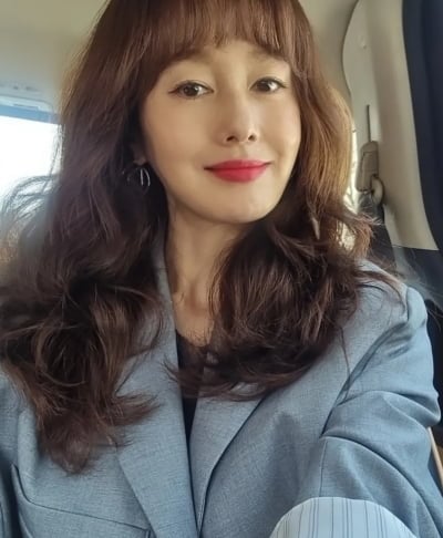 '음주 뺑소니' 후 홀연히 떠났던 유명 여배우…프라하 여행사 대표 변신 후 '제2의 인생'