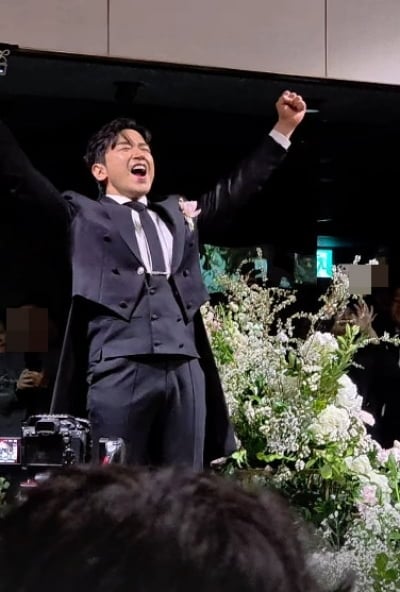 이민우, '51세' 백년가약에 등장하자마자 포효…당당한 발걸음 SS501 멤버 포착