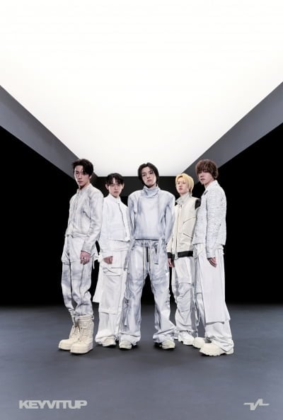 '김재중 1호 보이그룹' 키빗업, 데뷔 전인데…글로벌 무대 라인업 합류