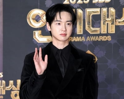 '왕사남' 떠난 자리, 4월 극장가는 '버티기 모드'…'체험·추억·독점'으로 자구책 마련[TEN스타필드]