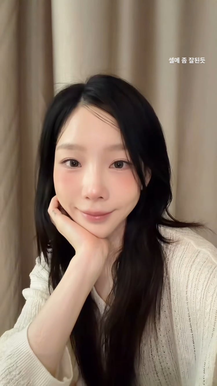 청담동 원장님들 저리가라…태연, 집순이의 결과물보니