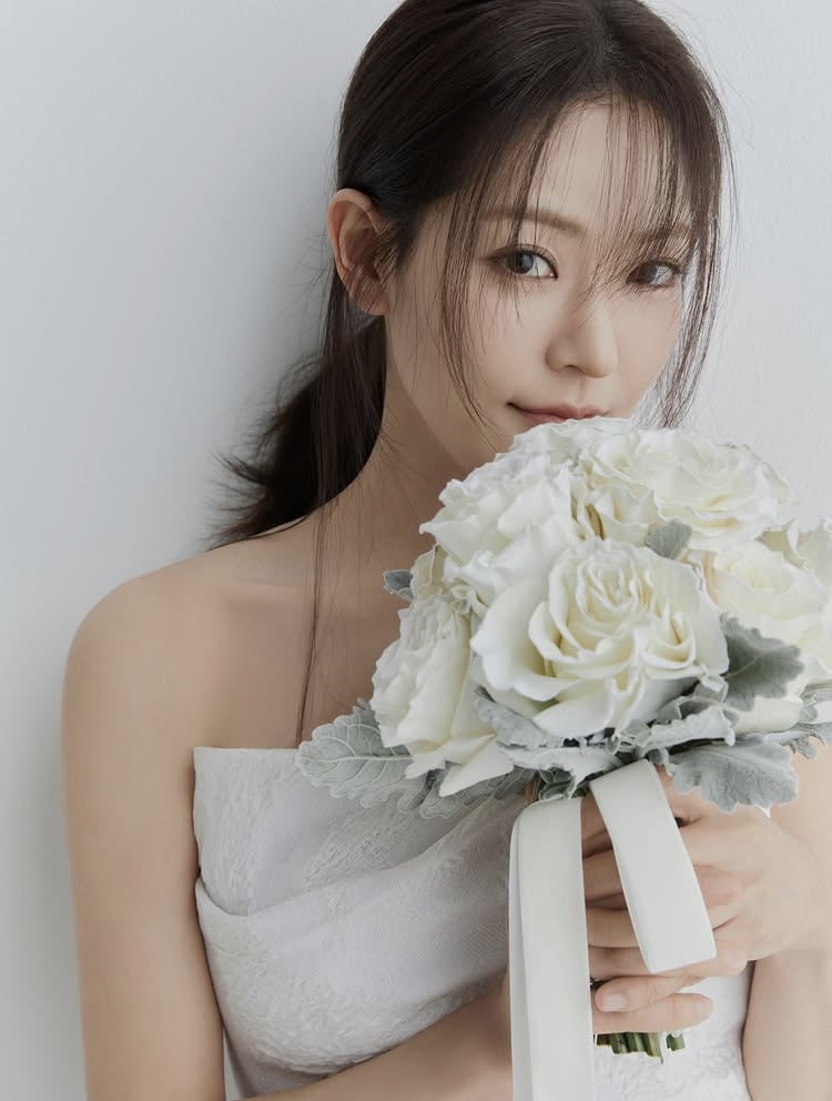 박은영, ♥의사와 웨딩화보 추가공개…주방 떠나니 완전 딴사람