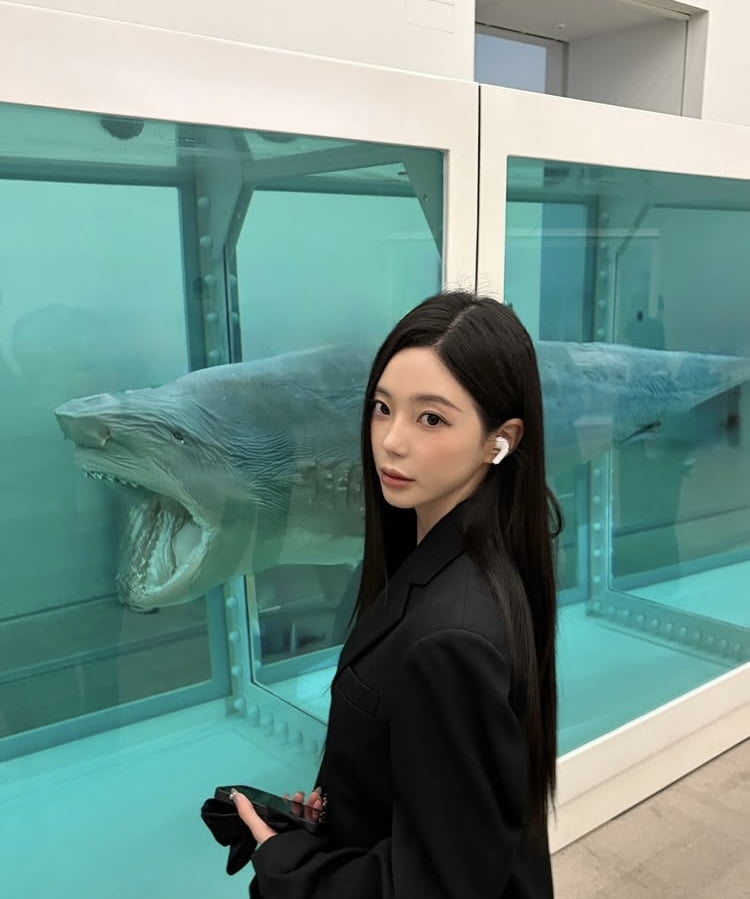 윤하정, 1000일 넘게 사귄 연인과 데이트…10월의 신부