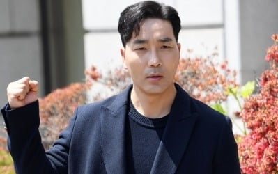 50대 유명 남배우, 가정 폭로 터졌다…"아내에게 잡혀 살아" 동료 증언까지 ('아근진')