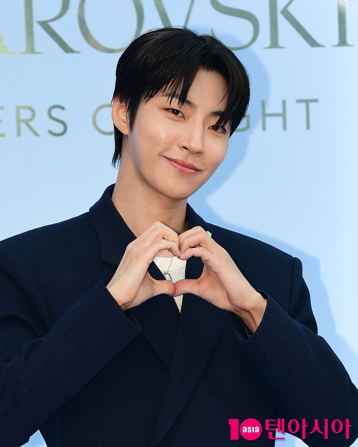 배우 황인엽이 포즈를 취하고 있다. / 사진=텐아시아DB