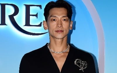 '김태희♥' 비, 결국 파국 맞았다…기고만장하더니, "진액 터져" 눈알 먹고 경악 ('크레이지')[종합]