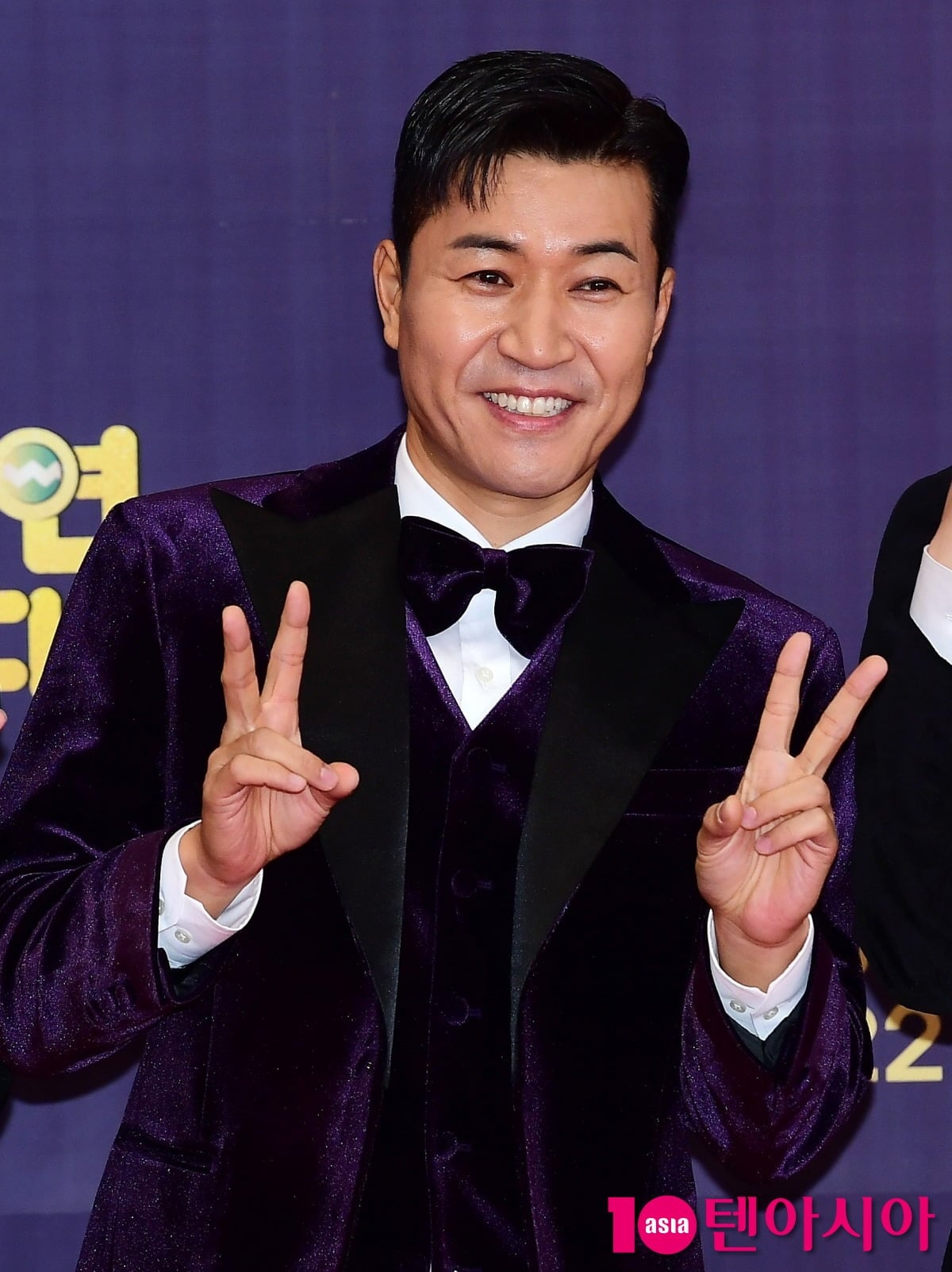 가수 김종민이 취재진 앞에서 포즈를 취하고 있다. / 사진=텐아시아DB