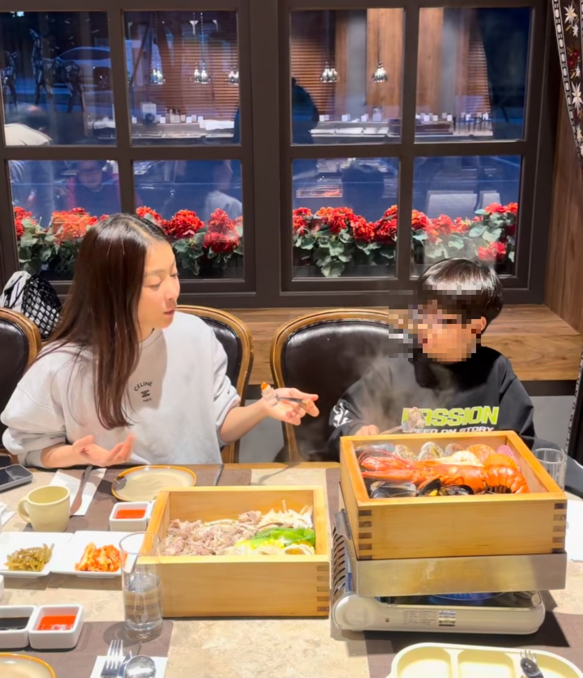 배우 이시영이 아들과 다정한 시간을 보내고 있다.
사진=배우 이시영 SNS