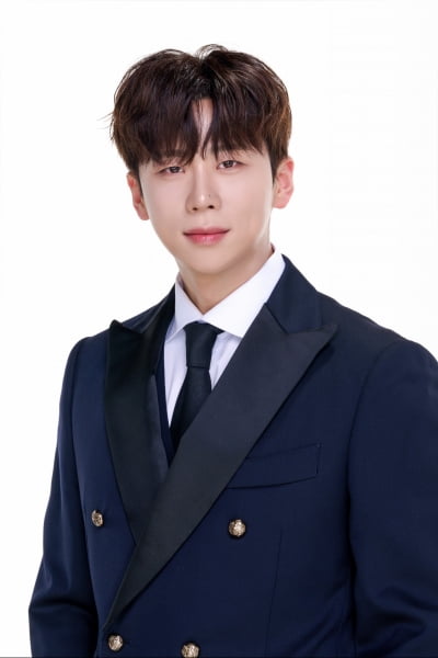 남궁진, 김용빈과 함께 논산딸기축제 폐막식 피날레