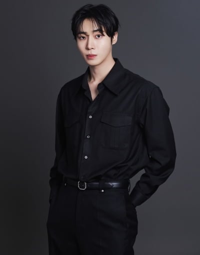 [공식] 추영우, ♥핑크빛 소식 전해졌다…상대는 7살 연상 미모의 배우 이세영 ('롱베케이션')