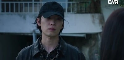 하지원, 폭행 사건 터졌다…가해자는 前 경호원, 영상 빠르게 확산 '충격' ('클라이맥스')