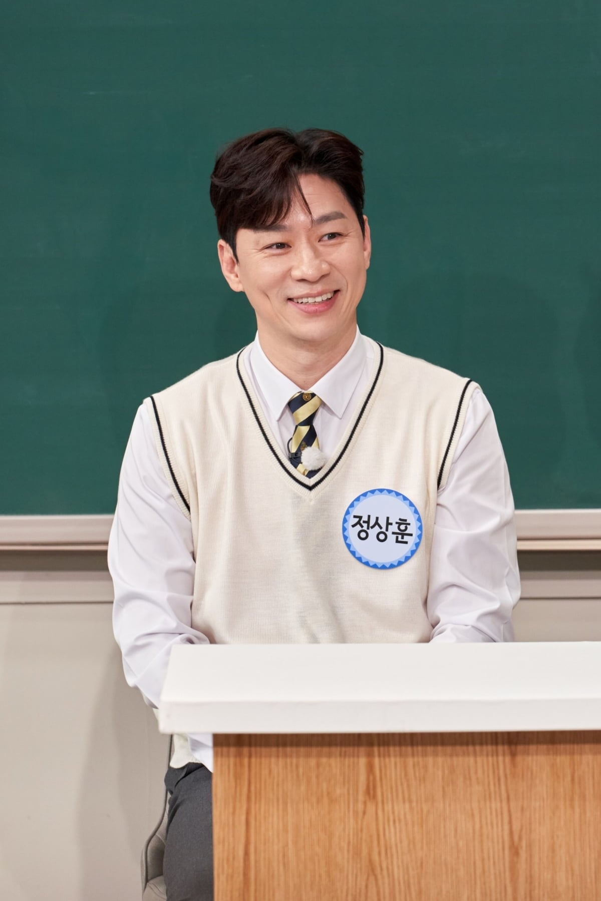 JTBC '아는 형님'에는 뮤지컬 '스윙 데이즈_암호명 A'로 돌아온 정상훈, 신성록, 김건우가 출연한다.  / 사진=JTBC '아는 형님'