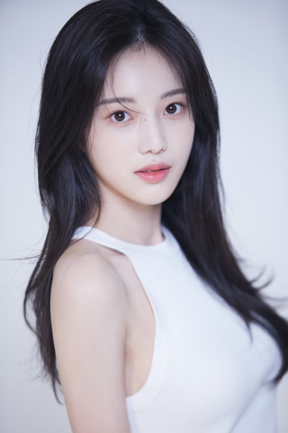 킹콩 by 스타쉽과 전속 계약을 체결한 배우 한소은 / 사진제공=킹콩 by 스타쉽