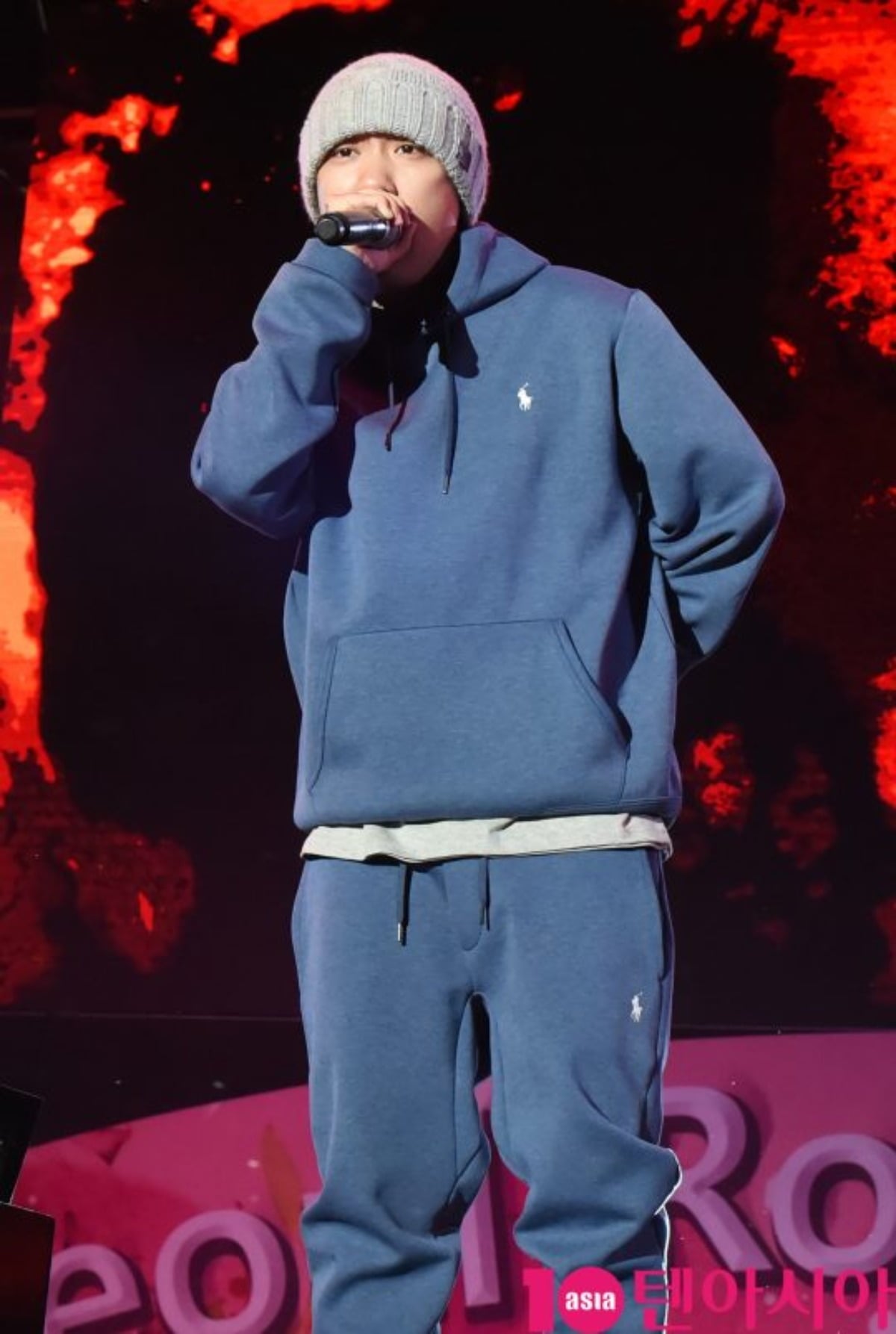 도끼가 귀금속 대금 미납과 관련해 법원의 강제조정 이후에도 채무를 이행하지 않았다는 주장이 제기됐다./사진=텐아시아DB