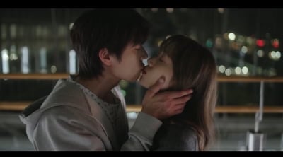 이성경, 끝내 '♥ 채종협' 끌어안았다…'3.1%'로 찬란한 해피엔딩 ('찬너계')