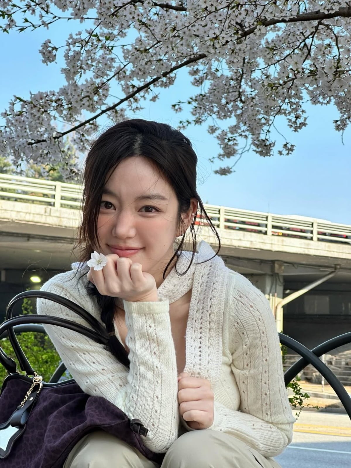 사진 = 이유비 인스타그램