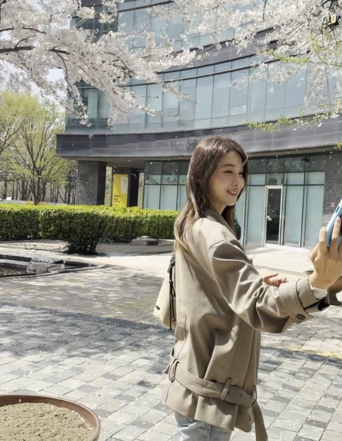 사진 = 유인영 인스타그램