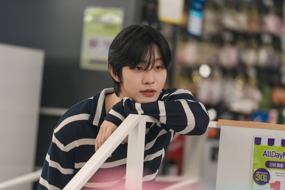 안효섭이 매튜 리 캐릭터로 겉바속촉 소보로 빵 같은 매력을 선보인다.사진=SBS 제공