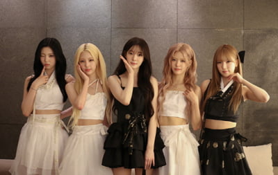 이프아이, 벌써 1주년…친근하고 인간적인 매력