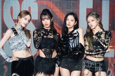 [종합] "키오프가 키오프했다"…키스오브라이프, 음원 차트 휩쓸러 돌아왔다