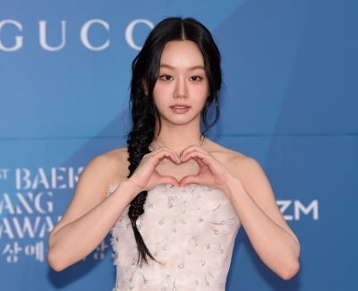 혜리, 강남 2채 건물주 된 이유 있었네…홍콩→쿠알라룸푸르 10개 도시 팬미팅 투어