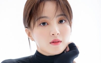 [공식] '34세' 정혜성, 끝내 결별 알렸다…3년 만에 "인연 마무리, 각자의 길 걷기로"