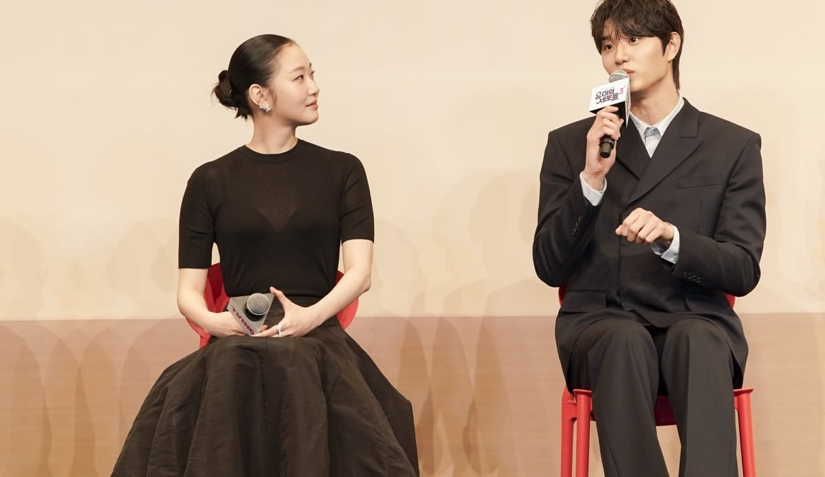 1991년생 김고은이 2001년생 김재원과 로맨스 호흡을 맞춘 소감을 밝혔다./사진제공=티빙