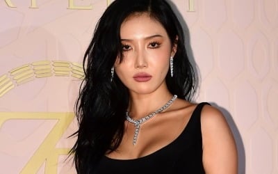 화사, 2도 화상 입었다…콘서트 전날 사고 터져, "붕대 감고 무대 올라" ('살롱드립')[종합]