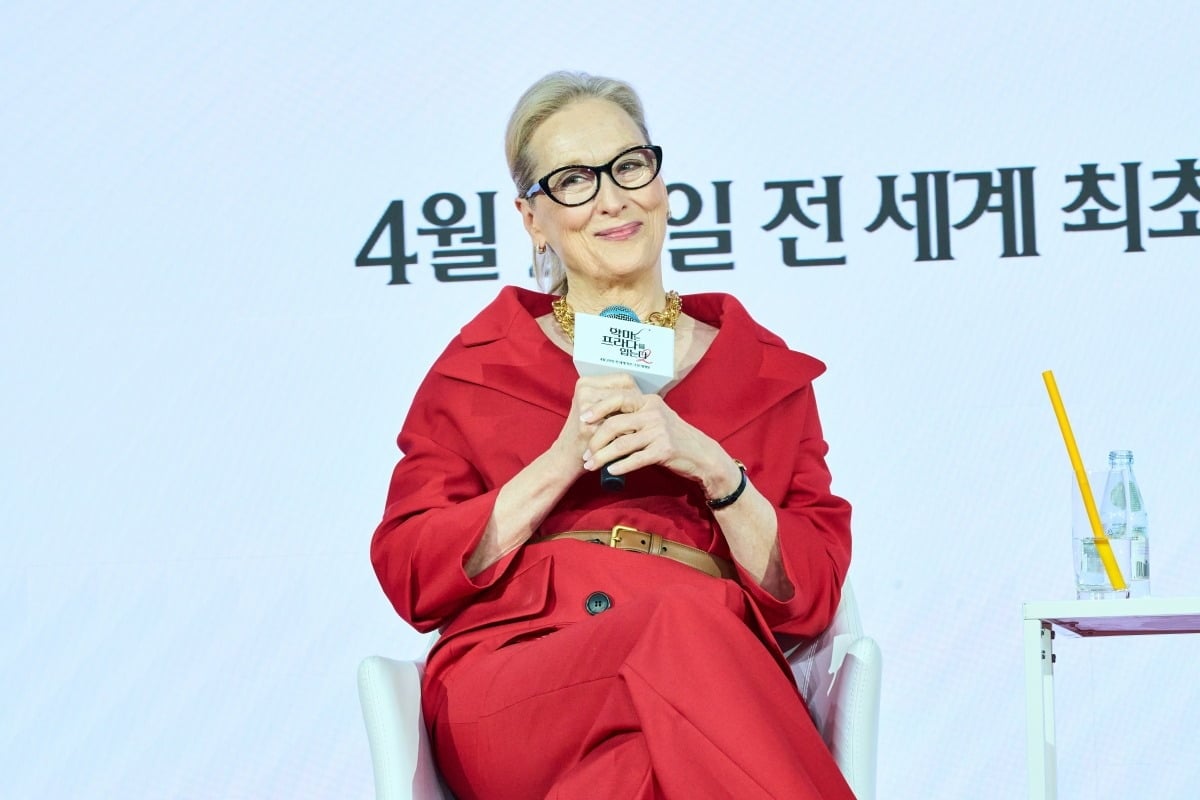 '악마는 프라다를 입는다 2'