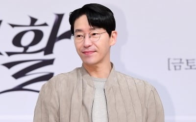 '49세' 엄기준, 결국 하차 통보 당했다…"일주일 만에 캐스팅 번복" ('라스')