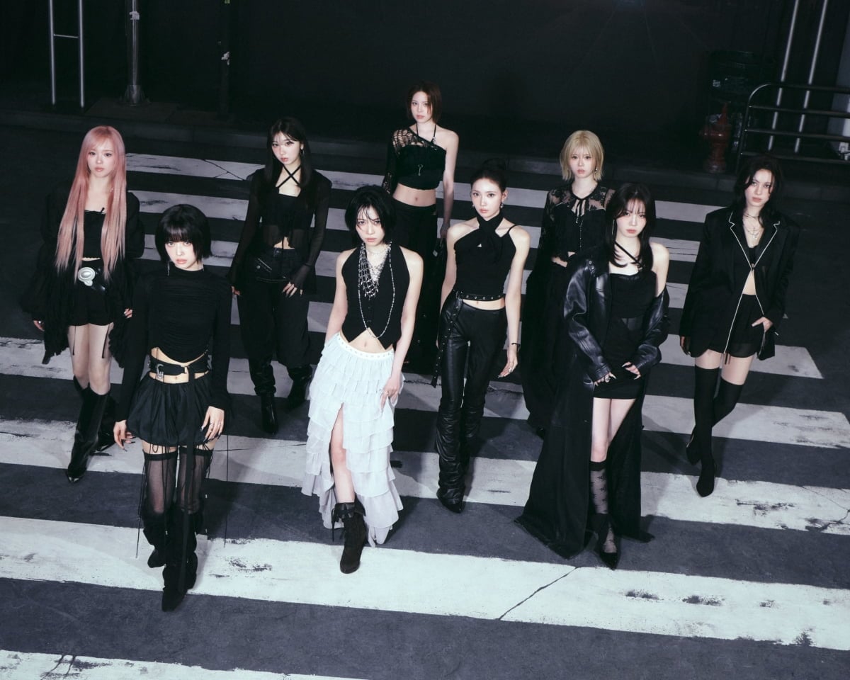 NiziU 일본 두 번째 EP 앨범 단체 콘셉트 포토/ 사진 제공=JYP엔터테인먼트, Sony Music Labels Inc.